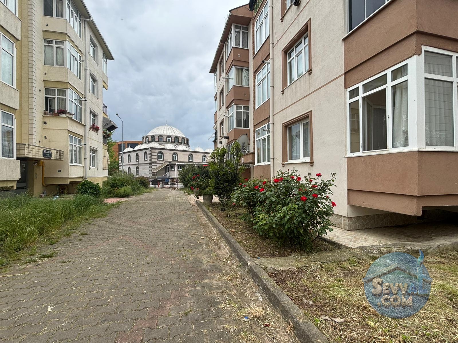 DERİNCE YAŞAMIN MERKEZİNDE 3+1 SATILIK DAİRE