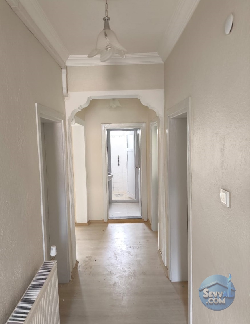 Kütahya Şaphane'de 115m² Geniş 3+1 Satılık Daire Doğalgazlı
