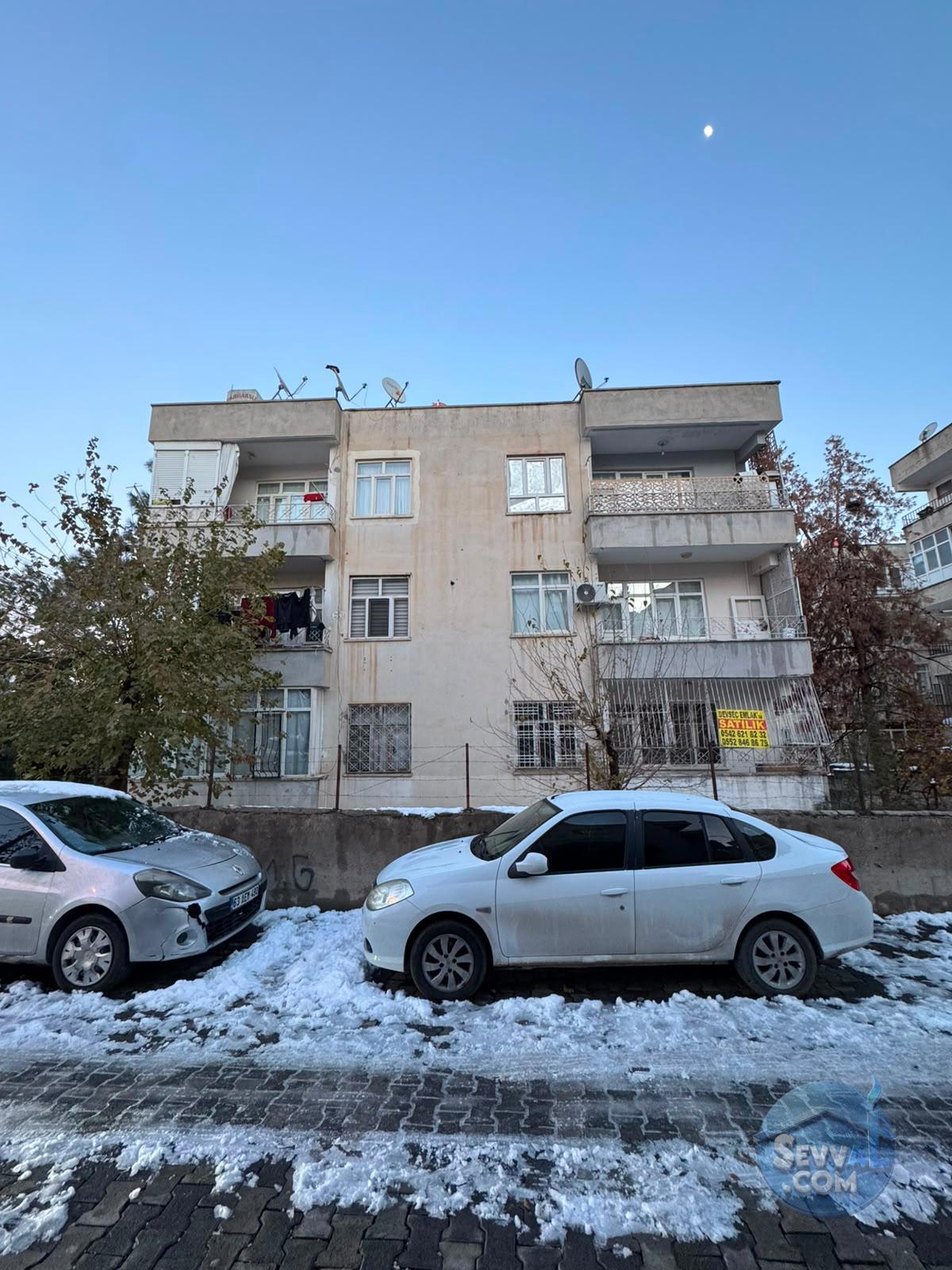‼️ACİL‼️ŞOK‼️SATILIK BALKONLU SATILIK UYGUN DAİRE.
